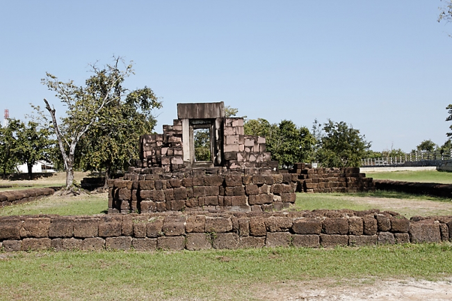 Kuti rishi Phimai-005